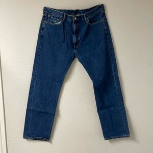 Levi’s 505’s Size W42 x L34 Zipper Fly